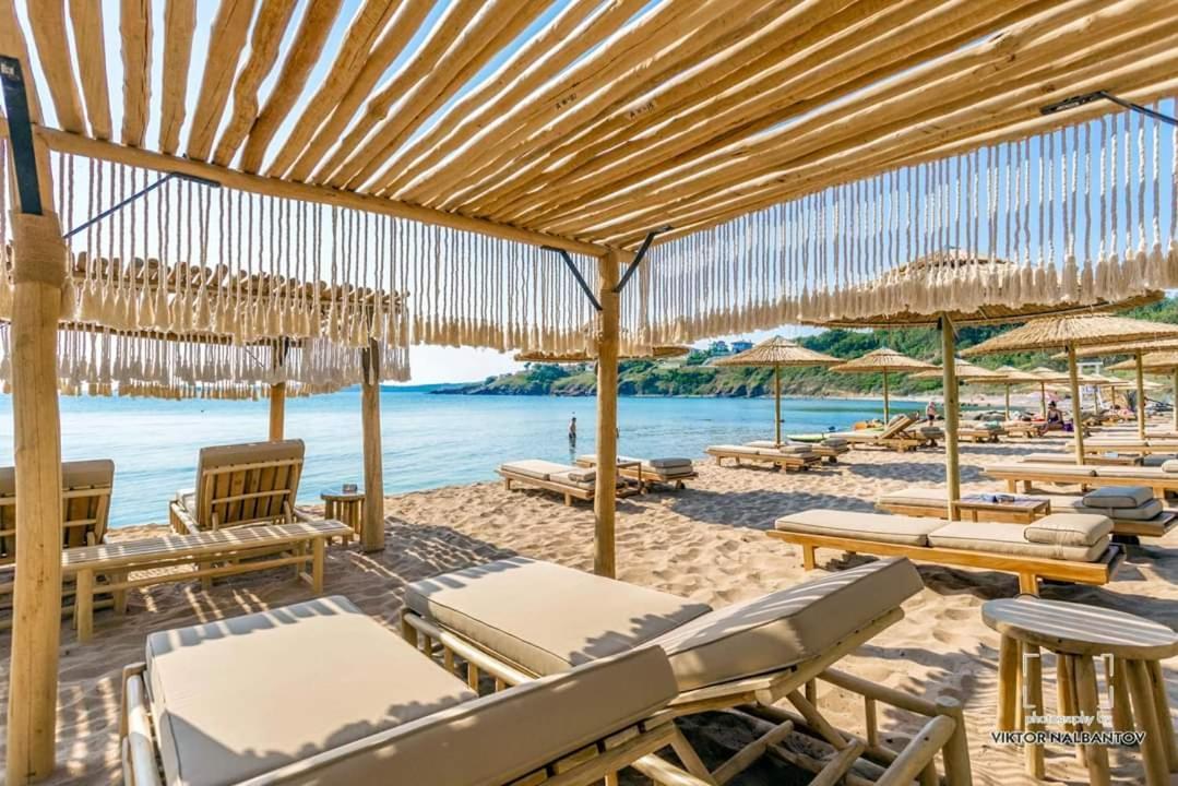 דירות צ'רנומורץ July'S Island Deluxe מראה חיצוני תמונה